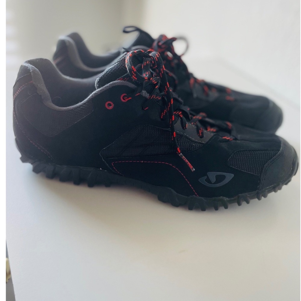 Giro Rumble VR Mens Mountain Bike Shoes Black Red Vibram Sole SPD Compatible 11 - Picture 4 of 12